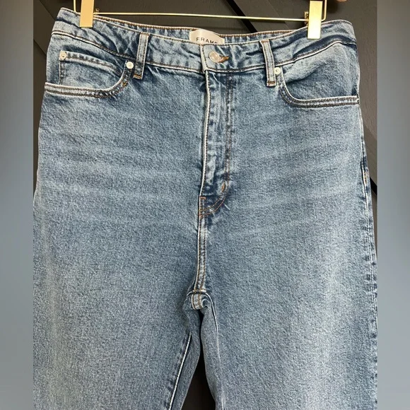 Frame The Ruler Straight Leg Jeans
